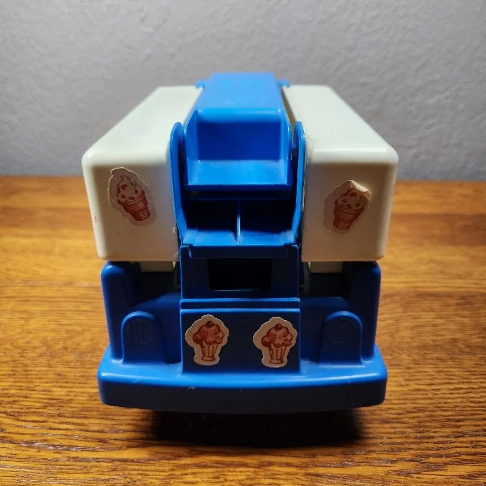 Kenner Play-Doh Ice Cream Truck 1975
